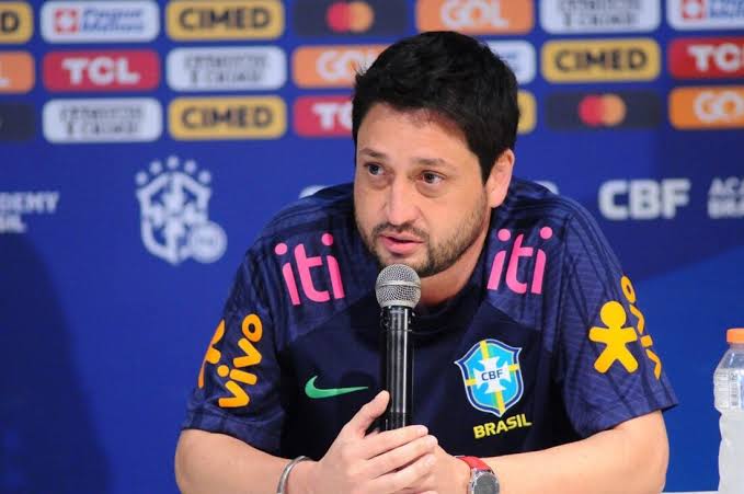 Arthur Elias aprova logística do Brasil na Copa do Mundo Feminina
