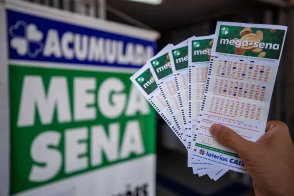 Mega-Sena acumula e vai a trinta milhões de reais